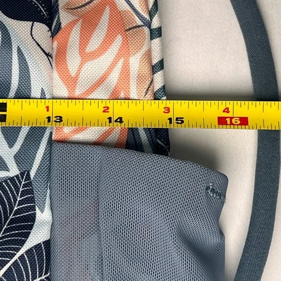 Vera Bradley Lighten Up Deluxe Drawstring Backpack Palm Floral Print NWT - Picture 6 of 7